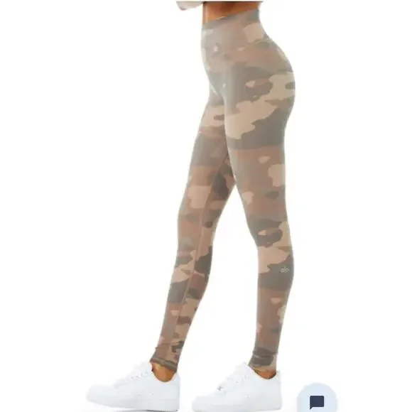 Alo vapor leggings high waisted putty camo yoga size small - Picture 2 of 9